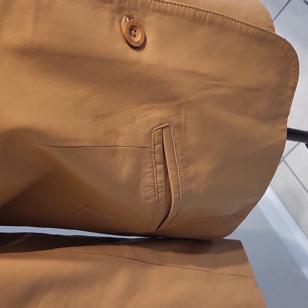 COPY - Trek Leather Blazer Jacket - Picture 5 of 16